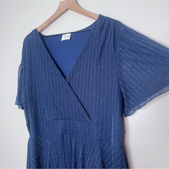 Siren Lily Navy Silver Threading Sparkle V-Neck Tiered Dress 3X Short Sleeve - Picture 3 of 11